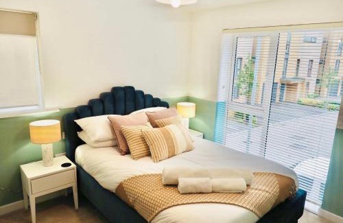 Taunton House | Modern & Stylish 3 Bedoom Home in Taunton