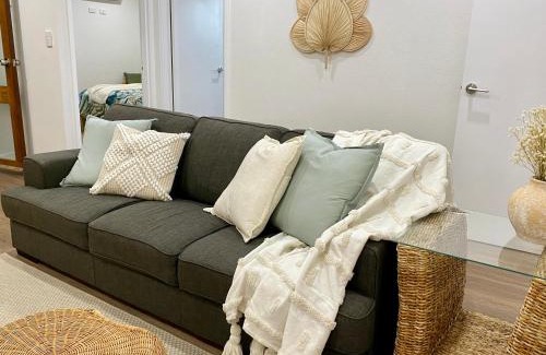 Craigie Apartment | Modern Stylish House in Craigie