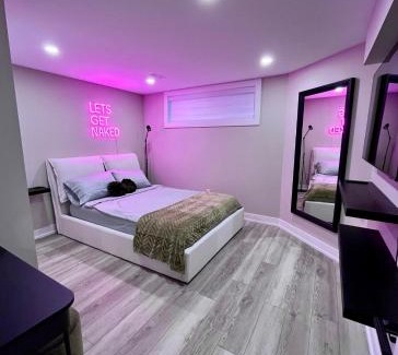 Etobicoke Apartment | Modern Suite in Etobicoke - Near Airport & Downtown!