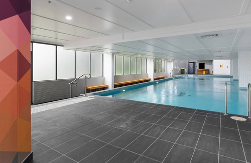 Zetland Apartment | Modern Sydney-sider Experience