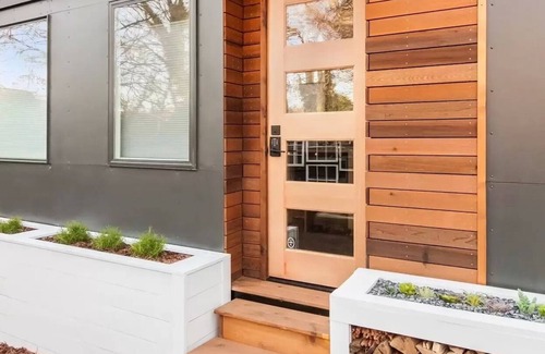 Edgewood House | Modern Tiny House Retreat