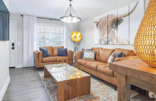 Cookeville House | Modern Townhome Walk to Tennessee Tech University