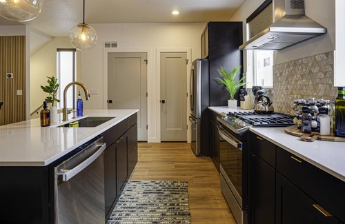 Layton House | Modern Townhouse Near Hill AFB