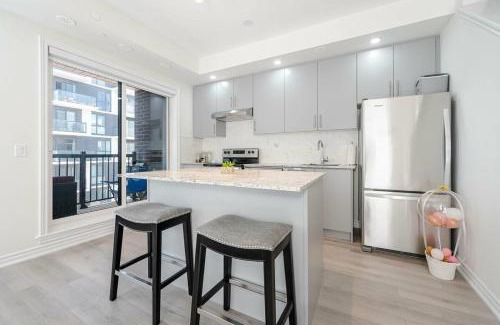 Oakville House | Modern Townhouse Rooftop Vibes