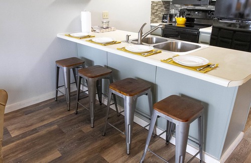 Branson West Condo | Modern treehouse in the woods near SDC!
