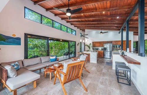 Junquillal House | Modern Tropical 3BR House Surrounded by Nature