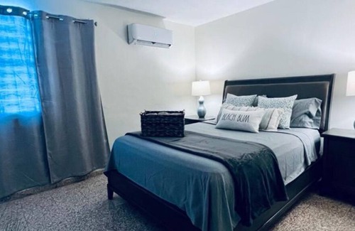 Ceiba House | MODERN TROPICAL PARADISE VILLAGE FULL HOUSE