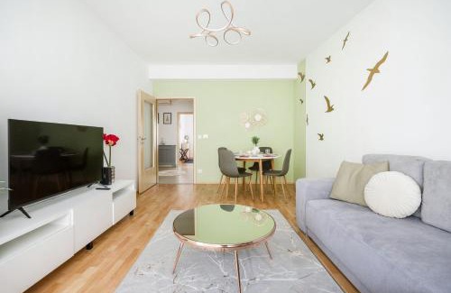 Ujlipotvaros Apartment | Modern two-bedroom apartment with free parking