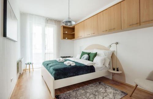 Ujlipotvaros Apartment | Modern two-bedroom apartment with free parking