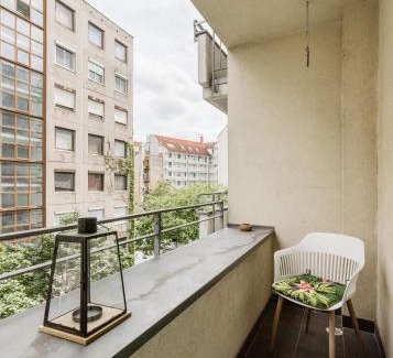 Ujlipotvaros Apartment | Modern two-bedroom apartment with free parking
