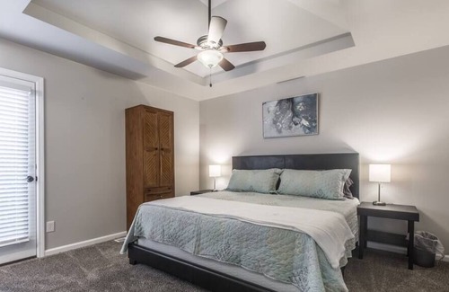 Parkville House | Modern & updated home-quiet neighborhood-perfect for your short/long term needs