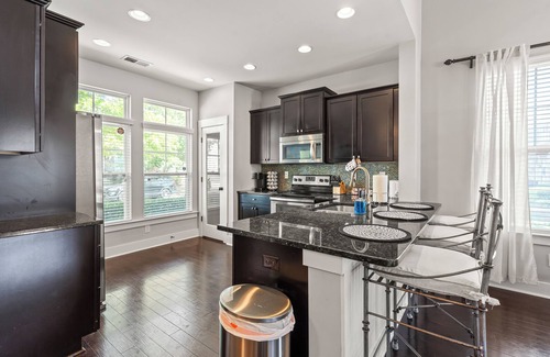 Charlotte House | Modern Upscale Farmhouse- in Uptown CLT!