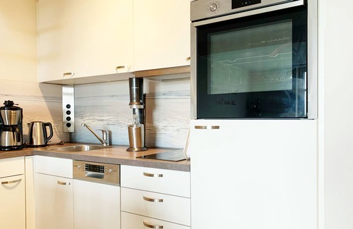 Dorumer Neufeld Condo | Modern vacation apartment with direct view of the North Sea and swimming pool