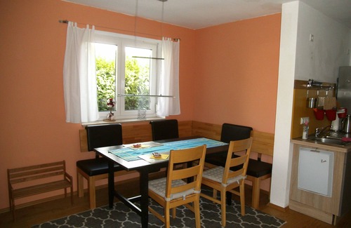 Muhr am See Apartment | Modern vacation home with bicycle storage room and free WiFi