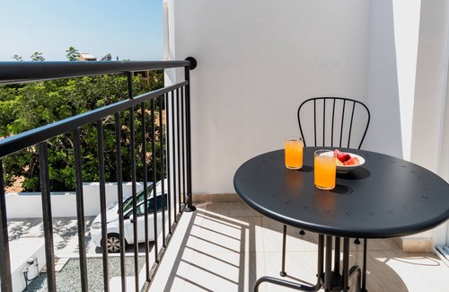 Tremithousa Villa | Modern vacation villa with stunning sea views and private pool. All yours.