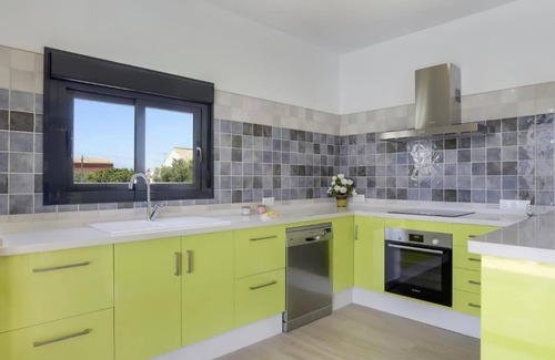 Barrio Nuevo Villa | Modern villa en Conil de la Frontera with private Pool, Terrace, BBQ, Garden, Air Conditioning, Wifi