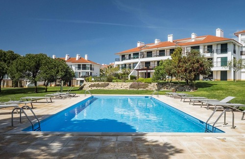 Quarteira Apartment | Modern Vila Sol Apartment by Ideal Homes