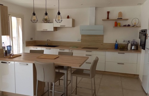 Canet-en-Roussillon House | Modern villa in Canet, 5 minutes from the beach and center