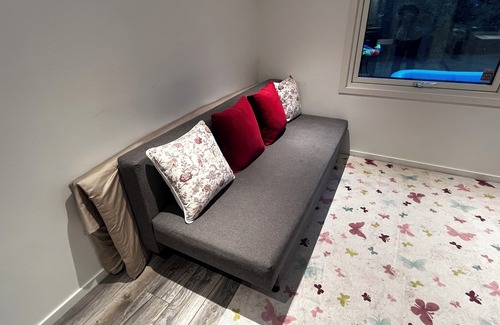 Sollentuna House | Modern Villa apartment - perfect for families or traveling professionals