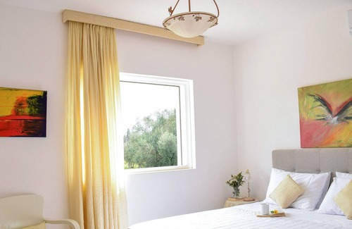 Klismata Villa | Modern Villa Broumas - A Spacious Haven