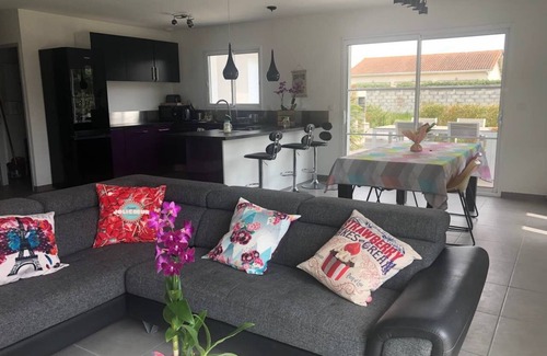 Vendays-Montalivet House | Modern villa 200m from the sea