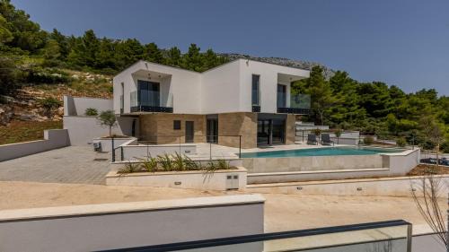 Orebic Villa | Modern villa on Peljesac