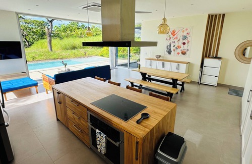 San Juanillo Villa | Modern Villa with amazing Ocean and Mountain views