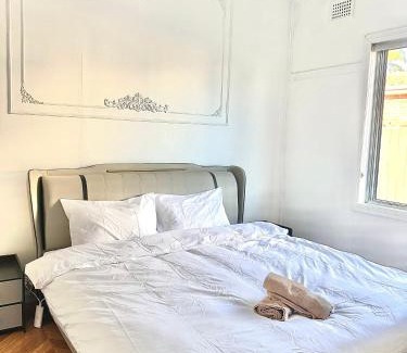 Bankstown House | Modern Vintage King and Single Rooms