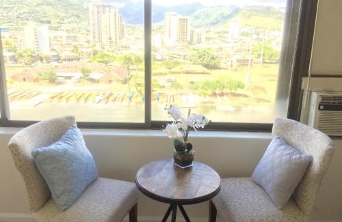 Waikiki Apartment | Modern Waikiki Sleek Studio