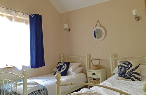 Upwood Ski Chalet | Modern yet rustic designed lodge, ideal for families or couples.