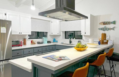 Oakhurst Cabin | Modern Yosemite Cabin, 15min Bass Lake, Sleeps 8