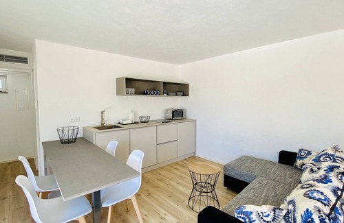 Quarteira Villa | Moderna CIP