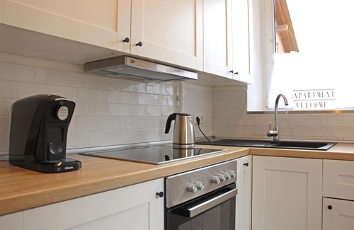 Region Hannover District Apartment | Moderne 1-Zimmer Wohnung mit Terasse, Küche, Bad mit Dusche, TV & WIFI