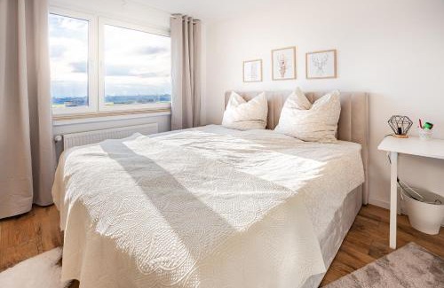 Steinbach Apartment | Moderne 2-Zimmer-Wohnung mit atemberaubender Skyline Aussicht auf Frankfurt!