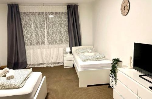 Geilenkirchen Apartment | Moderne 2 Zimmerwohnung, Nähe Aachen- Niederlande- Belgien