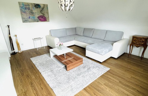 Nohfelden Apartment | Moderne Ferienwohnung am St. Wendeler Bahnradweg