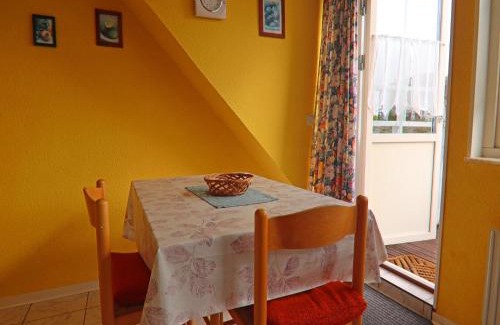 Wittenbeck Apartment | Moderne Ferienwohnung im Schwedenhaus, cleaning included