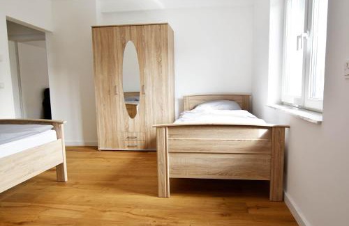 Rheindorf Apartment | Moderne Ferienwohnung mit Sat-TV & WLAN