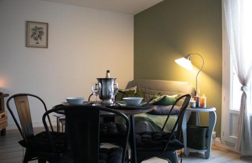 Chateauroux Apartment | Moderne Lemoine