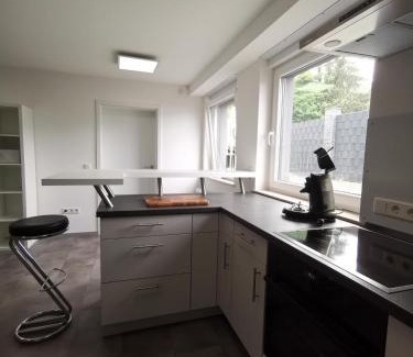 Remscheid Apartment | Moderne Wohnung mit Terrasse und eigenem Zugang.