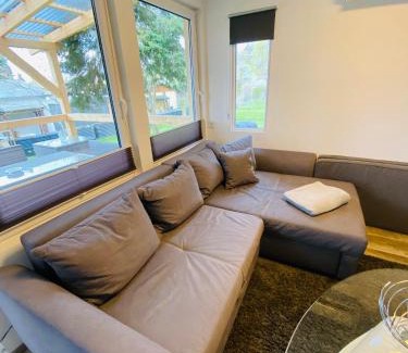 Rheinsberg House | Moderner Einraumbungalow auf eigenem Grundstück