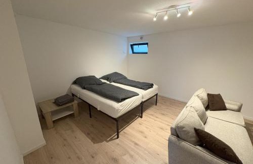 Bad Oldesloe Apartment | Modernes 2 Zimmer Souterrain Apartment - zentral - nahe Hamburg & Lübeck