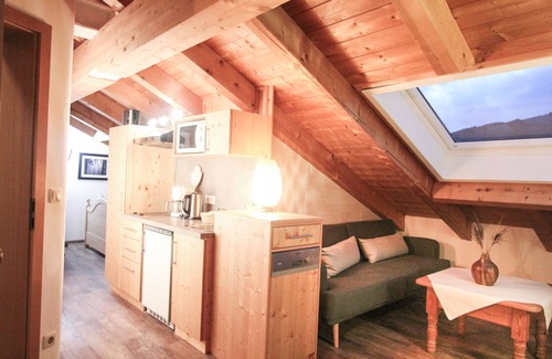 Schliersee Apartment | Modernes Alpen Studio mit Balkon& Bergblick by Schirsner