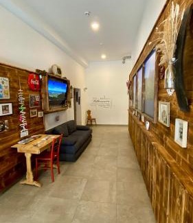 Altmuenster Apartment | Modernes Apartment am Traunsee - See, Berge, Fitness & Parkplatz