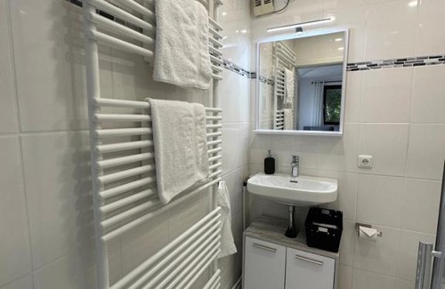Buchenberg Apartment | Modernes Apartment mit 180° Bergblick