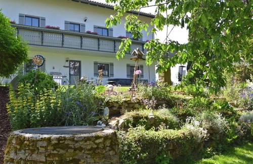Waldkirchen Apartment | Modernes Appartement in Dorn mit Terrasse