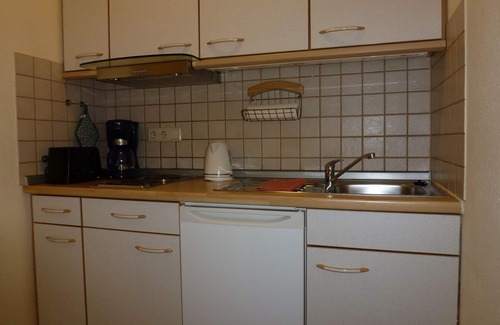 Untereisenheim Apartment | Modernes Appartement im 1.Stock mit Küchenzeile