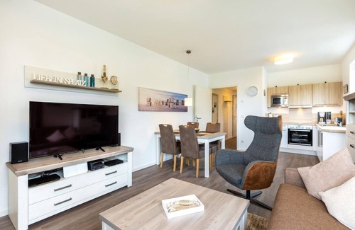 Boltenhagen Apartment | Modernes, Strandnahes Apartment für Zwei mit Sonnigem Balkon und Blick ins Grüne - Aparthotel