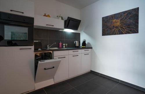 Fuldatal Apartment | Modernes Ferienapartment: Komfort & Wohlfühlen