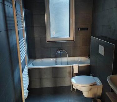 Altenhagen Apartment | Modernes Juwel in Hagen City